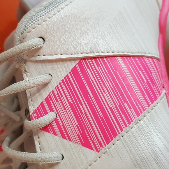 NIKE Pink & Light Grey Sneakers - Picture 16 of 16